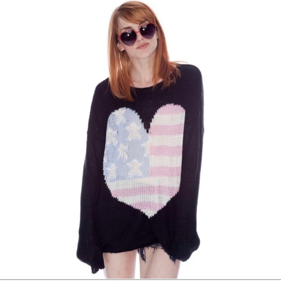 Wildfox Heart Sweater - Picture 4 of 8